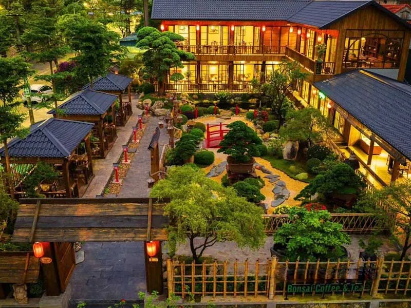 san vuon phong cach nhat quan cafe