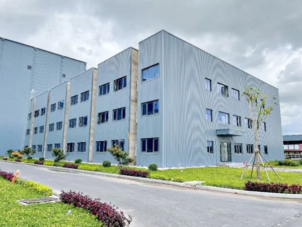 mau-thiet-ke-canh-quan-nha-may-5