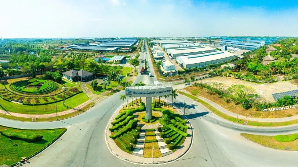 trong cay xanh-kcn-long-thanh